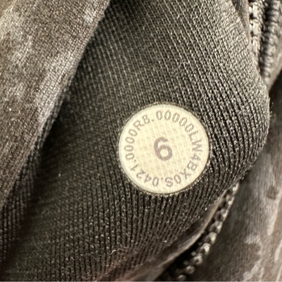 Lululemon Hooded Define Jacket *Nulu - Picture 8 of 8